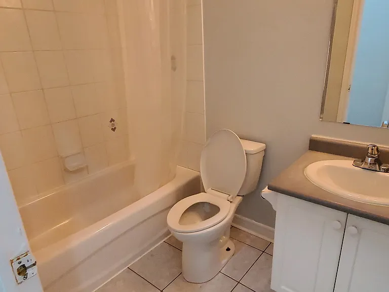 18 Ed Quigg Way #UPPER FLOOR — Photo 6