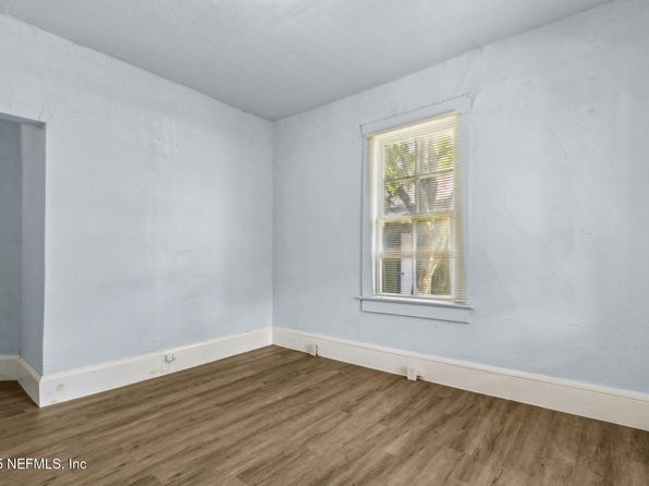 jacksonville-florida-154611322 picture