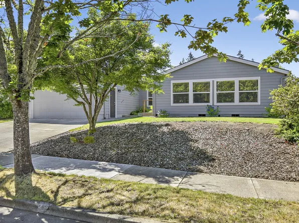 588 SE Dance Dr, Estacada, OR 97023