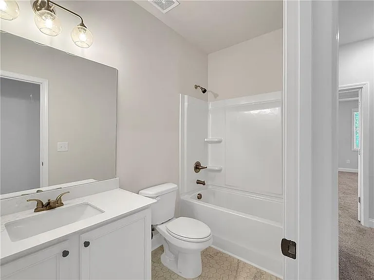 5100 Hillington Way — Photo 22