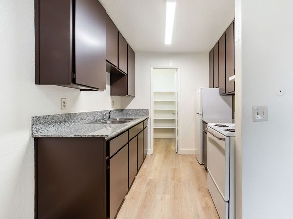 1176 Rose Marie Ln #97