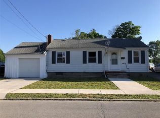 3 Freeman Ave, Middleport, NY 14105