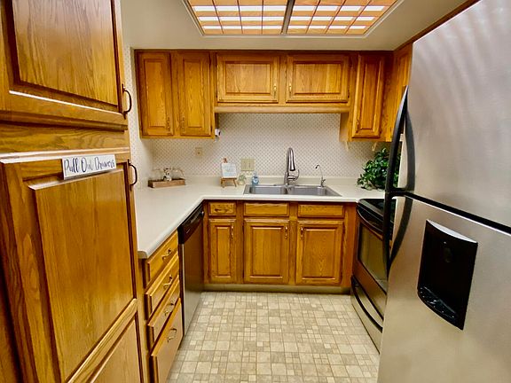 4th image of 10330 W THUNDERBIRD Boulevard #C323