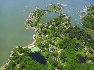 480 Colonial Rd, Guilford, CT 06437