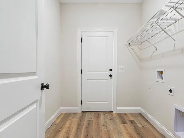 906 Mulberry Ave — Photo 13