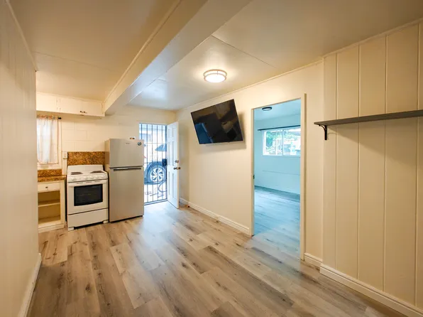 1080 Lunalilo St APT 2, Honolulu, HI 96822