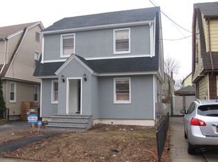 89-26 205th St One Fam, Queens, NY 11423