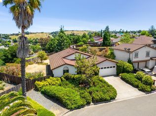 112 Toyon Ct, Hercules, CA 94547
