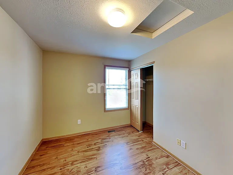 2395 Featherwood Dr — Photo 16
