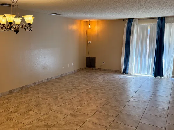 24 Brandon Hall Dr APT B, Destrehan, LA 70047