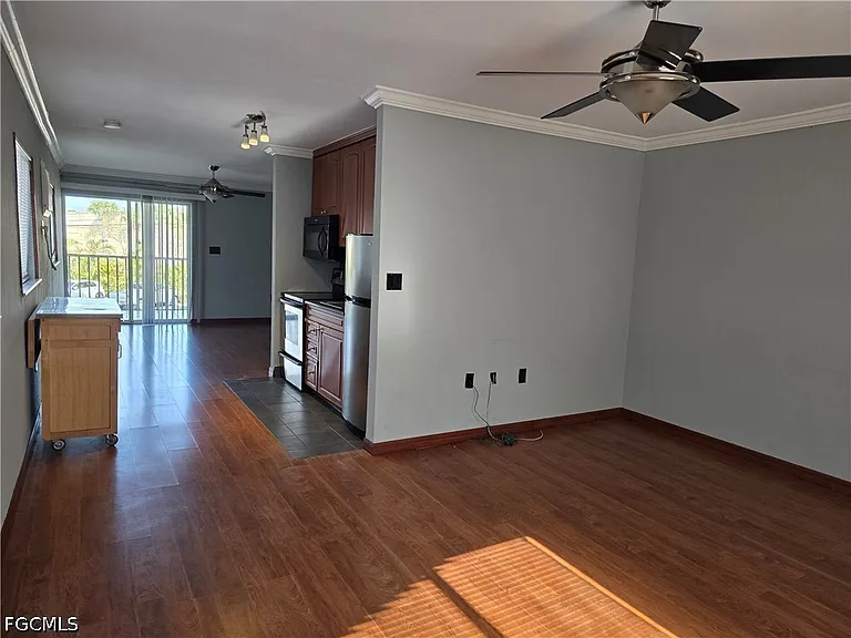 8162 Country Rd #205 — Photo 4