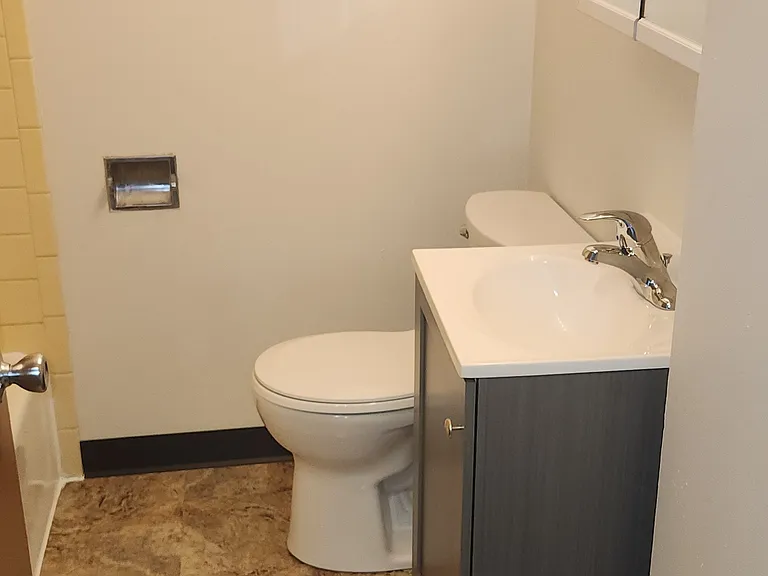 58 N Jane Dr #6 — Photo 8