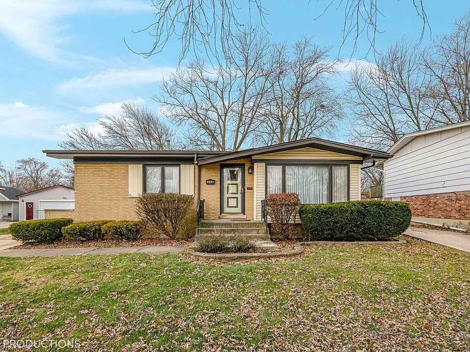 1st image of 406 N Park Dr