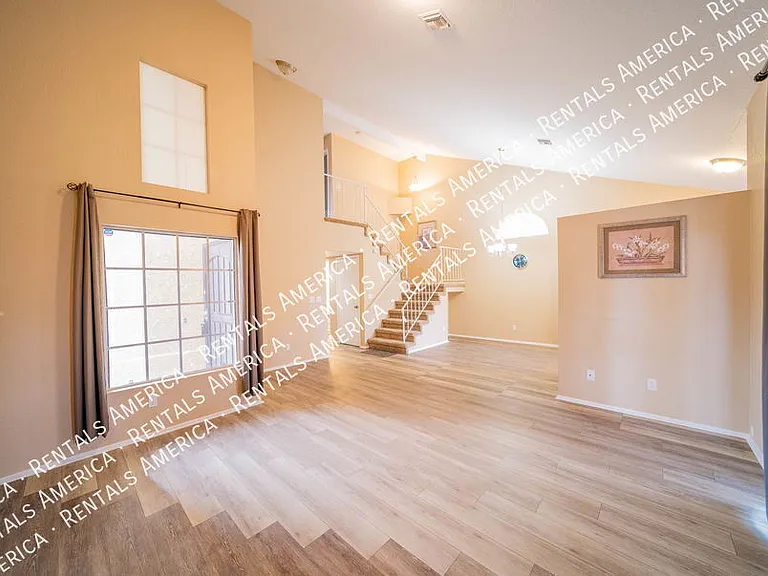 3068 W Placita De La Roseta — Photo 3