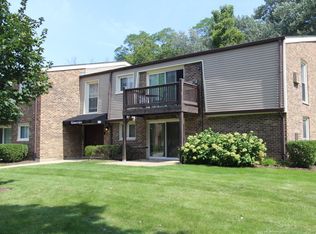 337 N Carter St Unit 102, Palatine, IL 60067