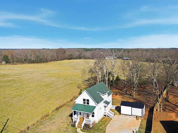 3rd image of 1591 Liberty Hill Rd