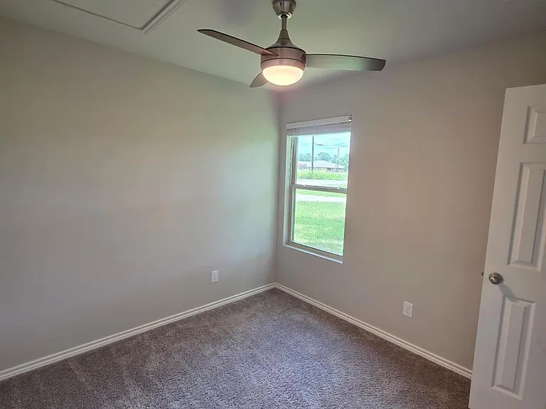 1403 W Virginia St — Photo 10