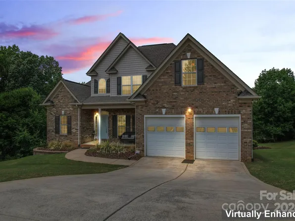 4558 Dublin Ct, Rock Hill, SC 29732