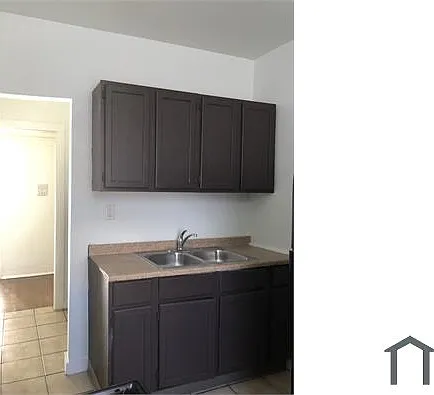 818 E Marquette Rd #2 — Photo 11