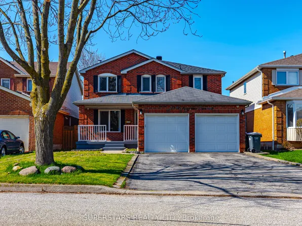 3945 Renfrew Cres, Mississauga, ON L5L 4J6