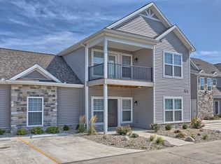 104 Hampshire Rd #9, Savoy, IL 61874