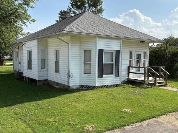 306 W Plum St, Percy, IL 62272