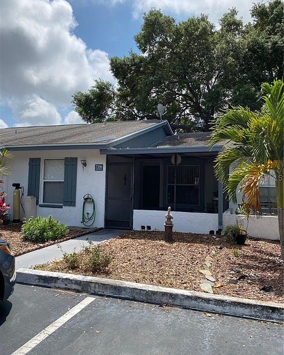 1st image of 7316 Parkside Villas Dr N