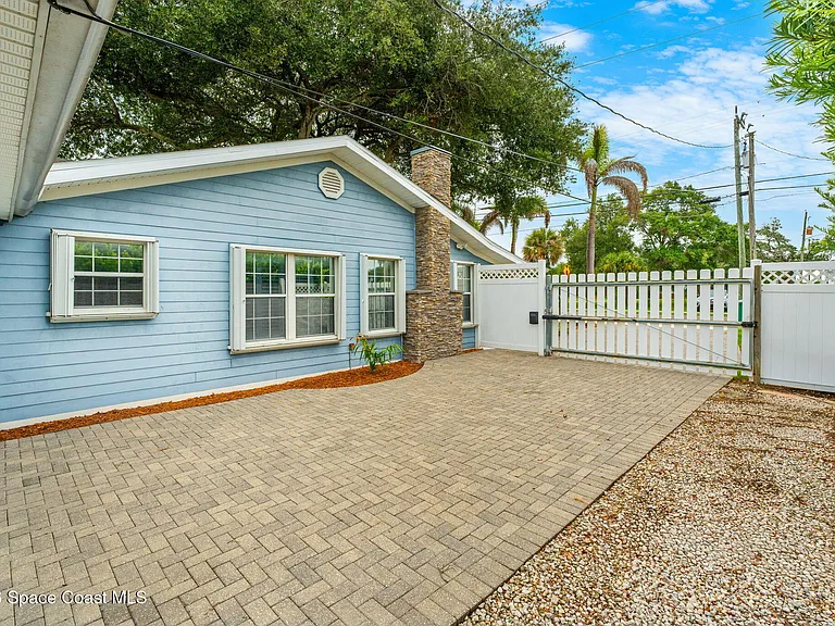 116 Rosa L Jones Dr — Photo 43