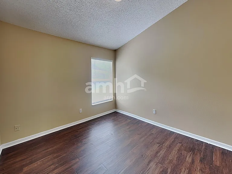 7964 Oakstone Ct — Photo 19