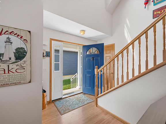 5th image of 1541 N Anchor Ave