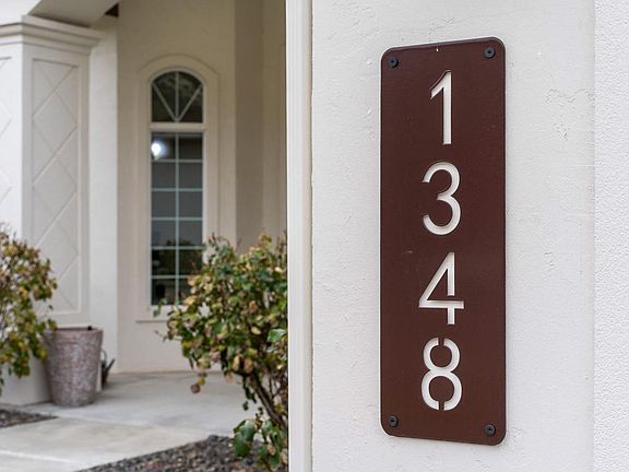 4th image of 1348 Country Ridge Dr