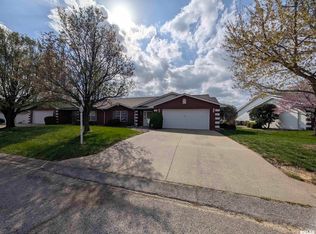 1506 Apache Dr, Marion, IL 62959