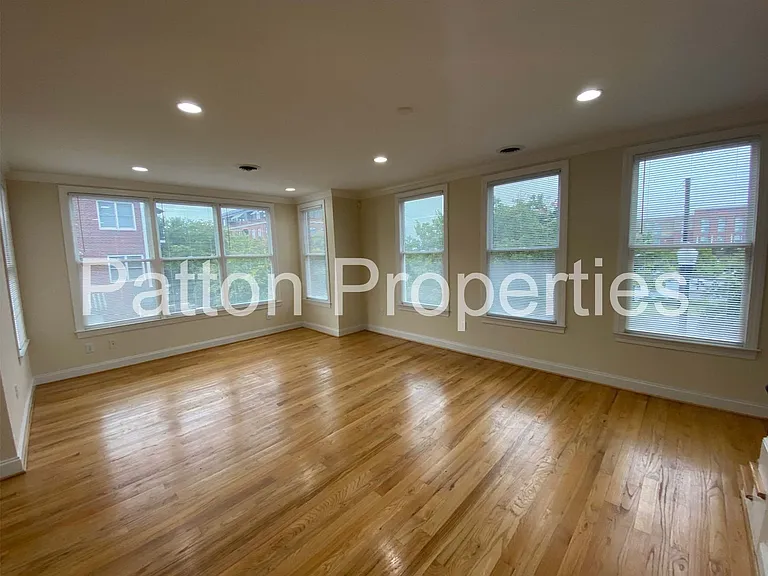 1308 Pulaski St - Inside CoC - R09009-09-12 — Photo 18