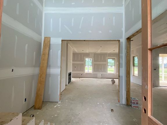 3rd image of 23350 Cypress Cv