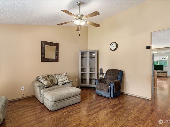 4th image of 7514 NE Glenwood Drive