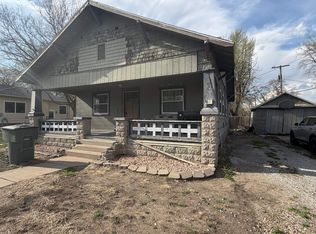314 W 12th St, Hastings, NE 68901