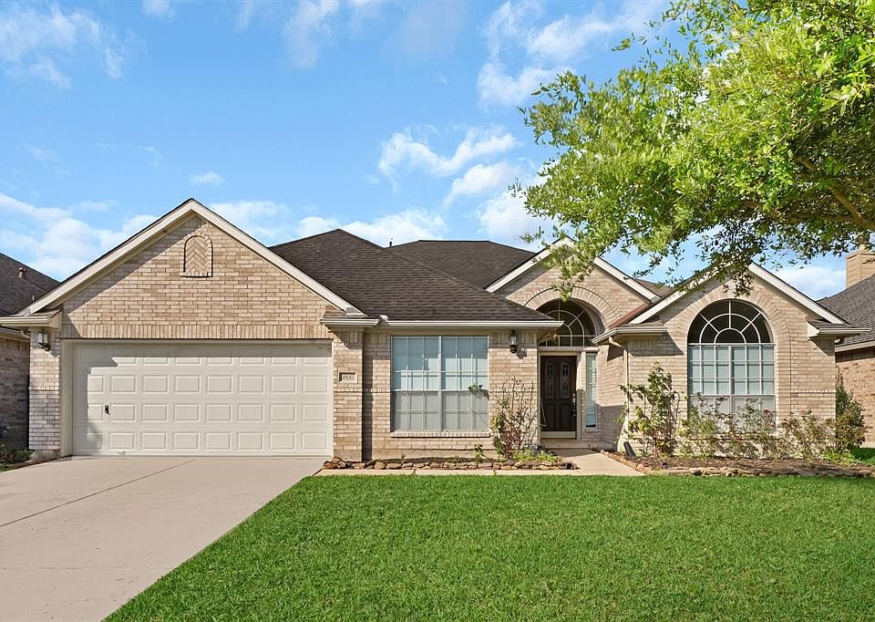 1st image of 3835 Arbor Dr