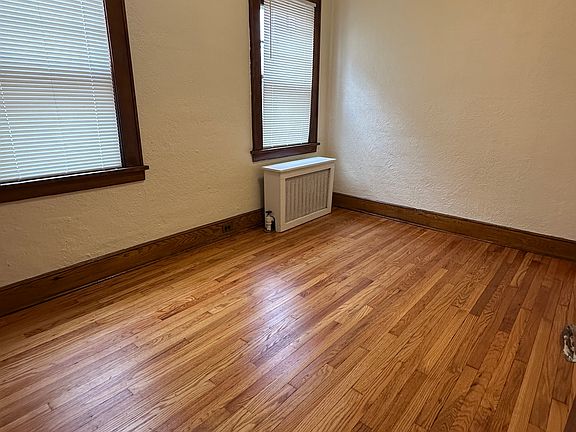 HARDWOOD FLOORS THROUGHOUT!