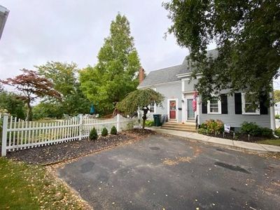 23 Mayflower St, Plymouth, MA, 02360
