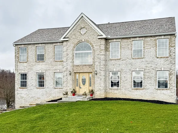 205 Compass Ct N, Mc Donald, PA 15057