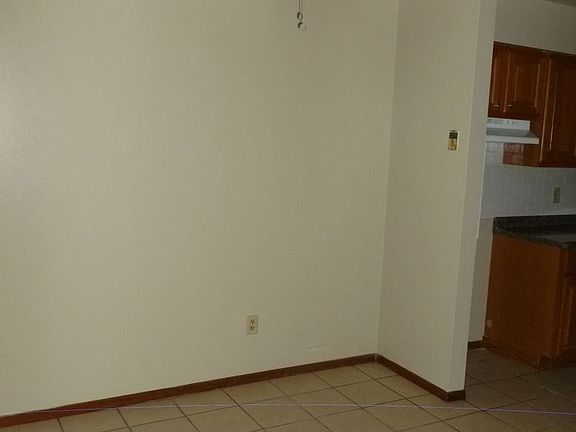 4th image of 9580 W Fond Du Lac Ave APT 11
