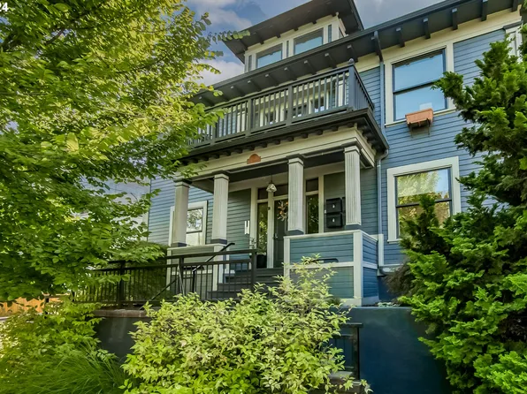 10 NE Fargo St APT 1, Portland, OR 97212