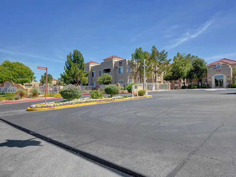 1908 Desert Falls Ct #101 — Photo 43
