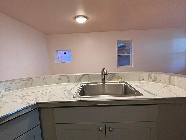 185 Union St #1 — Photo 8