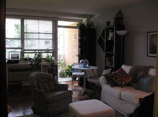 2030 N Adams St APT 912, Arlington, VA 22201
