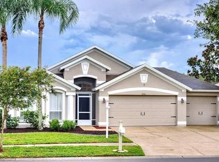 1436 Baythorn Dr, Zephyrhills, FL 33543