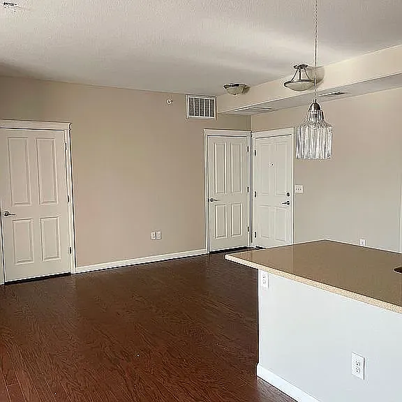 1044 Rockhurst Dr #406 — Photo 19