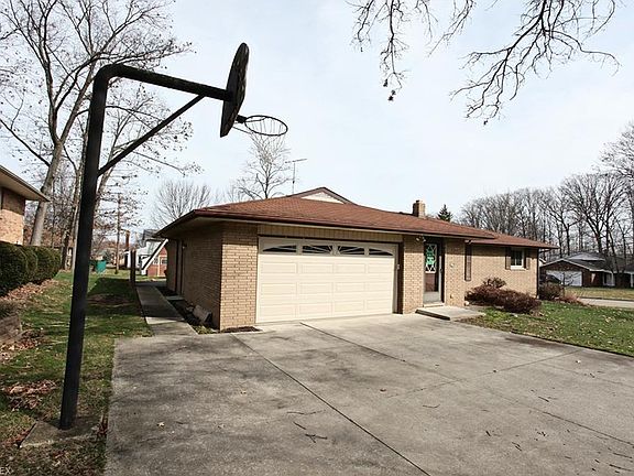 4th image of 4881 Rollingview Dr