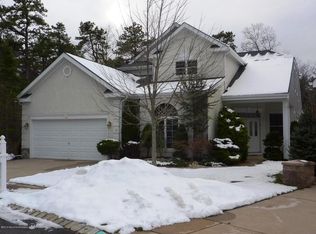 19 Seminole Ct, Jackson, NJ 08527