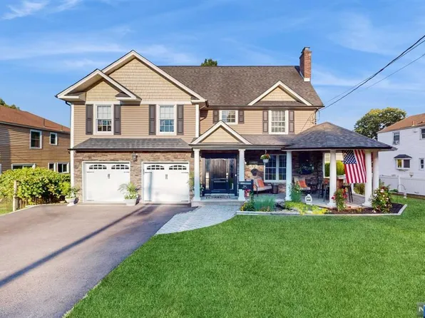 564 5th Ave, River Edge, NJ 07661